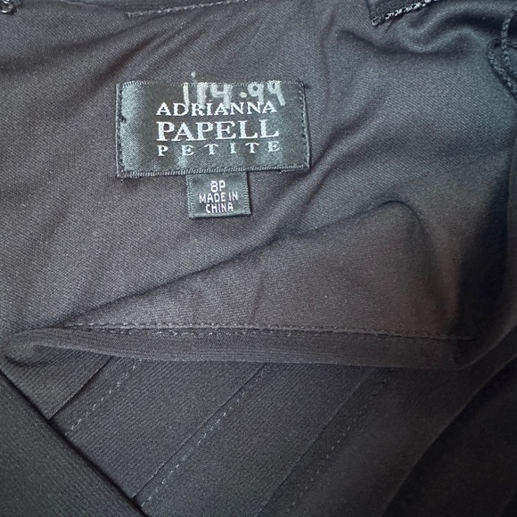 Adrianna Papell Cocktail Formal Women's Dress Black Sz 8P with Pleats V-Neck - Picture 2 of 11